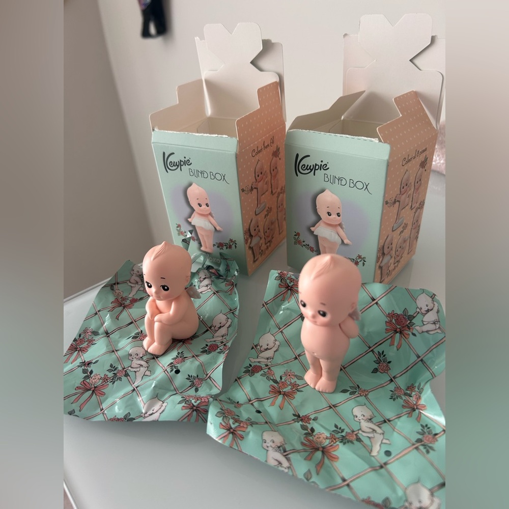 Kewpie Cherub Smoko Opened Blind Box Set and of 2 collectible Figurines